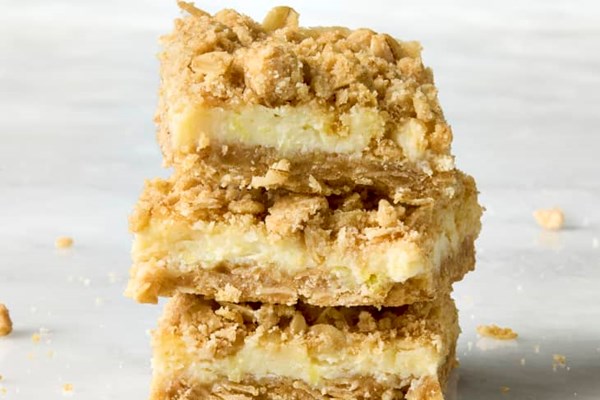 Lemon crumb bars 