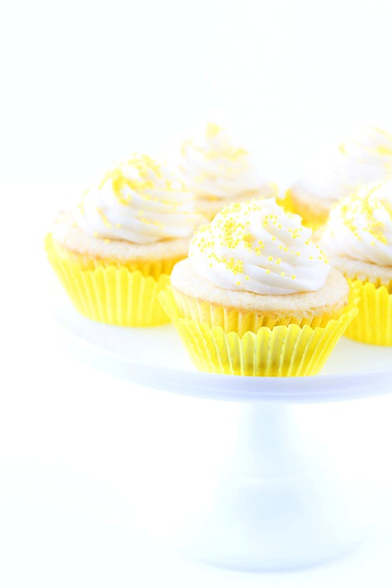 Lemon curd cupcakes