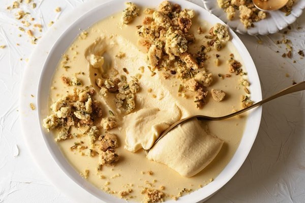 Lemon curd mousse with pistachio crumble