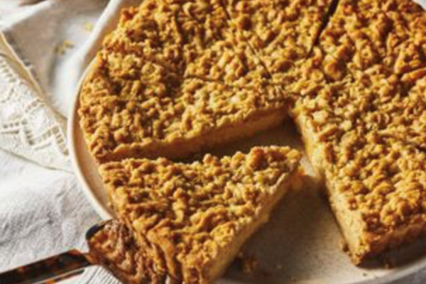 Lemon curd shortbread tart