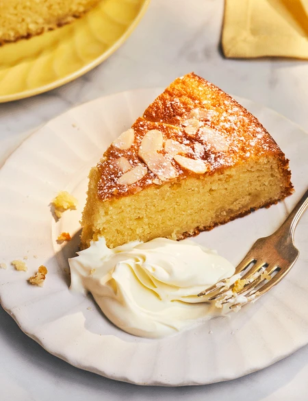 Lemon curd, yogurt and almond cake