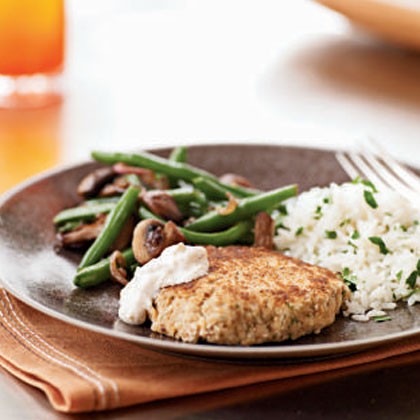 Lemon-dill salmon croquettes with horseradish sauce