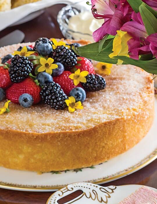 Lemon drizzle cake 