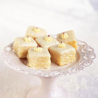 Lemon fondant fancies