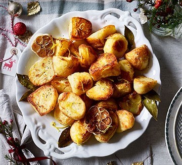 Lemon, garlic & bay roast potatoes