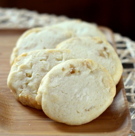 Lemon, ginger & white chocolate slice n’ bake cookies