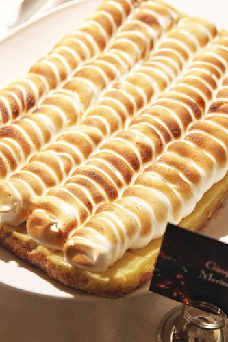 Lemon ginger bars on salted shortbread with meringue topping