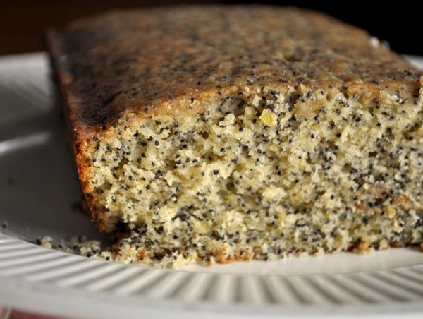 Lemon glazed poppy seed coffee cake