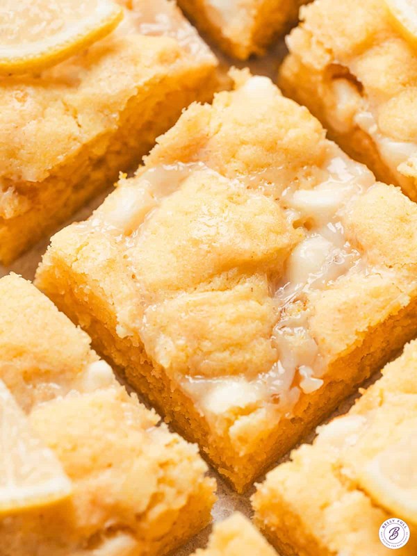 Lemon gooey bars