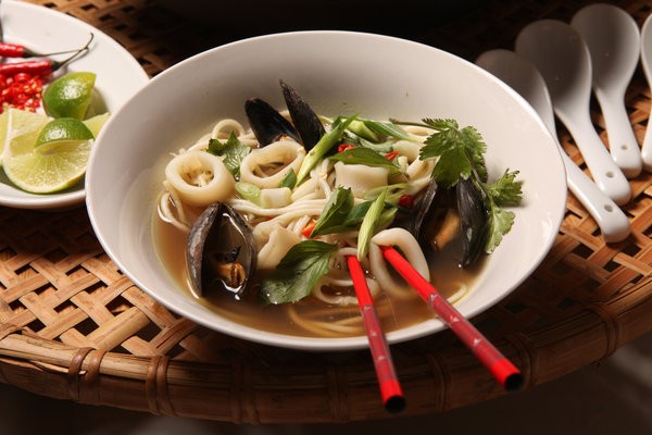 Lemon grass and rice noodle fish soup