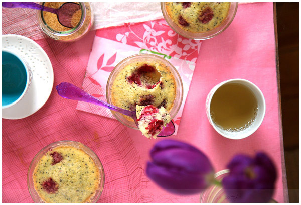 Lemon, hazelnut and poppyseed muffins [gluten free] (Muffins au citron, noisettes et graines de pavot)