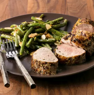 Lemon-herb pork tenderloin with green beans