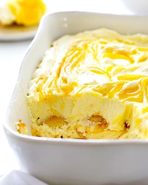 Lemon icebox cake