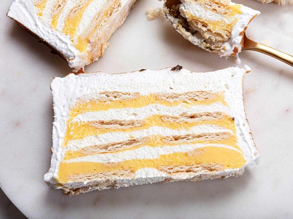 Lemon icebox cake