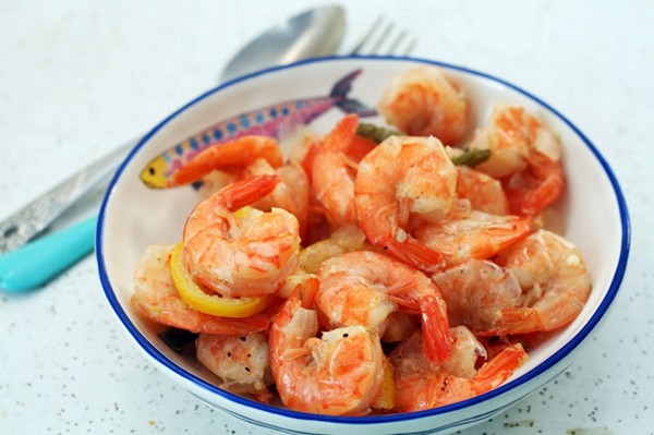 Lemon-jalapeño steamed shrimp