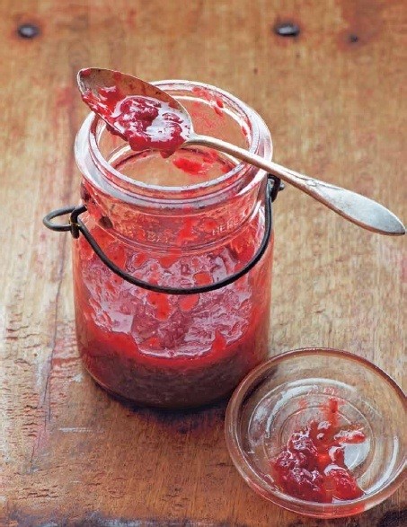 Lemon-kissed strawberry jam