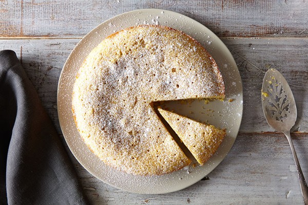 Lemon lavender polenta cake