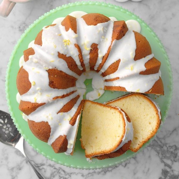 Lemon lover's pound cake