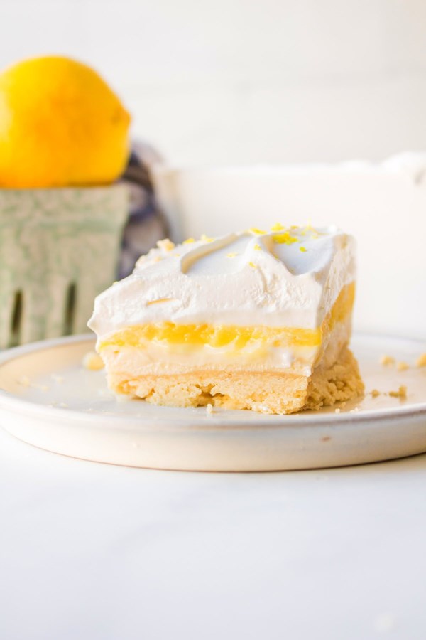 Lemon lush dessert