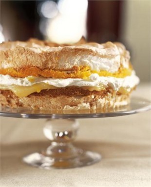 Lemon meringue cake