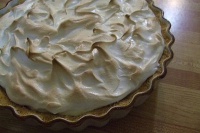 Lemon meringue cheesecake