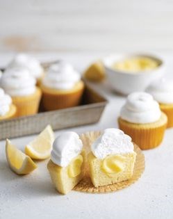 Lemon meringue cupcakes