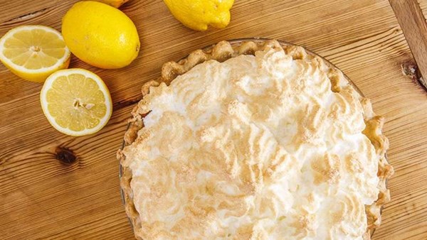 Lemon meringue pie