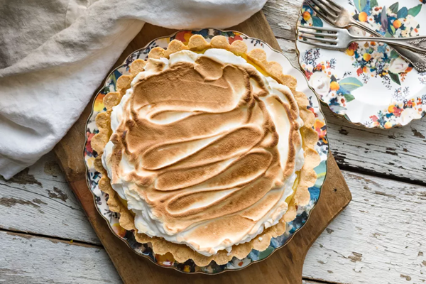 Lemon meringue tart