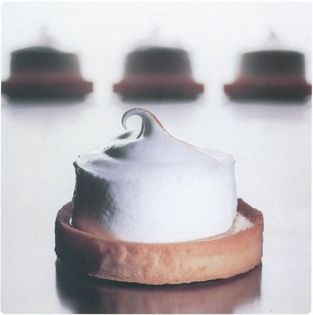 Lemon meringue tart, Manhattan style
