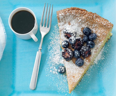 Lemon-nut torte with summer berries