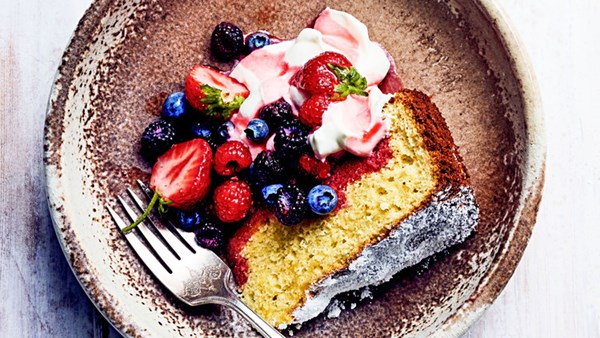 Lemon-olive oil cake