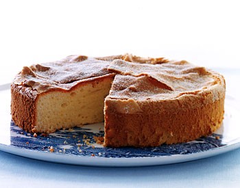 Lemon olive-oil cake