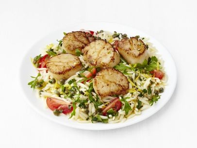 Lemon orzo with scallops