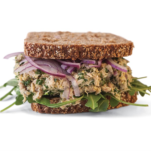 Lemon-pepper tuna sandwich