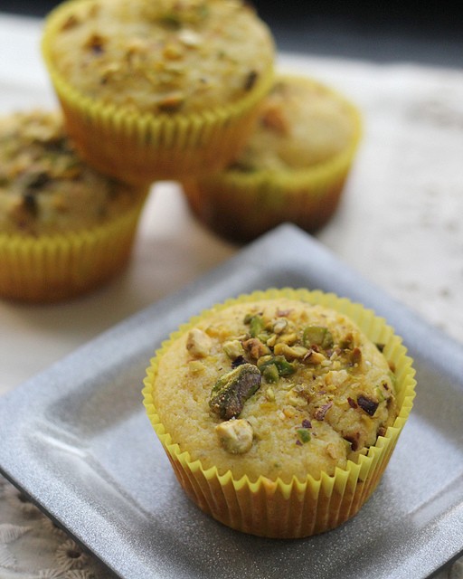 Lemon pistachio cornmeal muffins