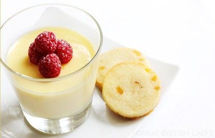 Lemon posset with raspberries and shortbread