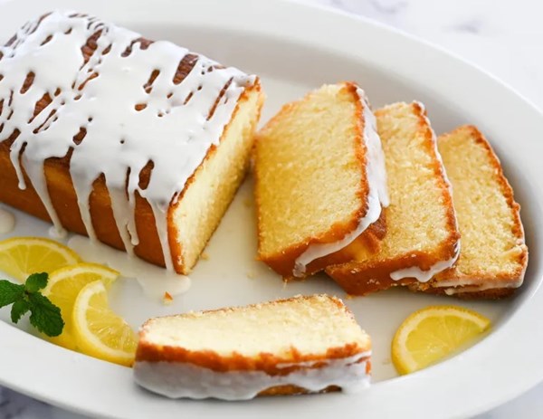 Lemon pound cake