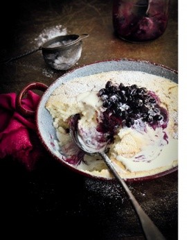 Lemon pudding with blueberry compote 
