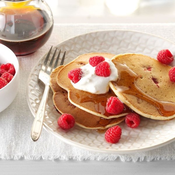 Lemon-raspberry ricotta pancakes