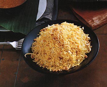 Lemon rice with peanuts (Elumichampazha sadam)