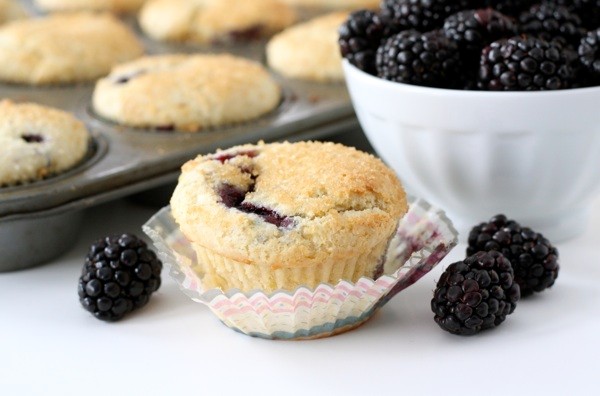 Lemon ricotta blackberry muffins
