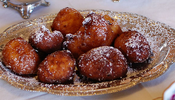 Lemon ricotta fritters