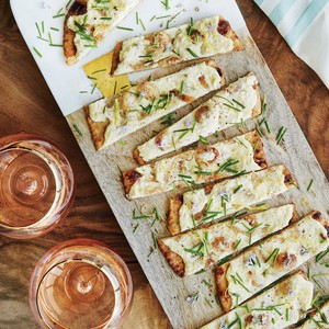 Lemon-ricotta herbed flatbread