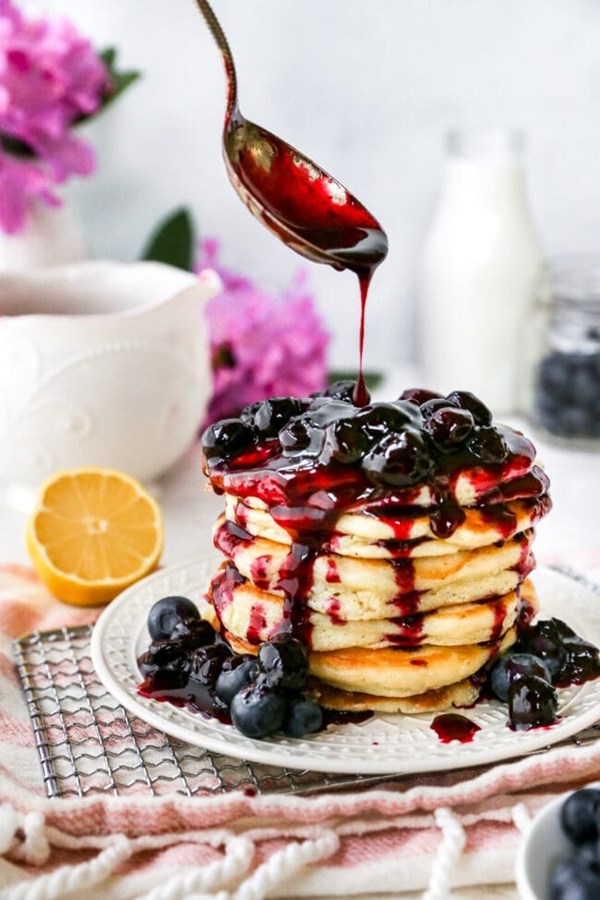 Lemon ricotta pancakes