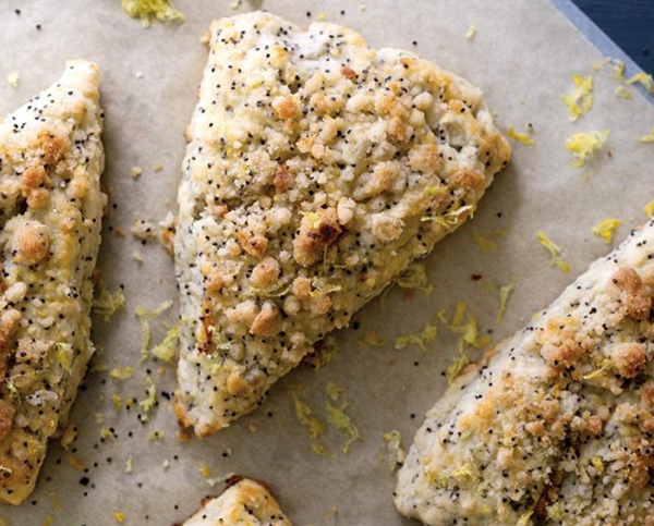 Lemon ricotta poppy seed scones with poppy seed streusel