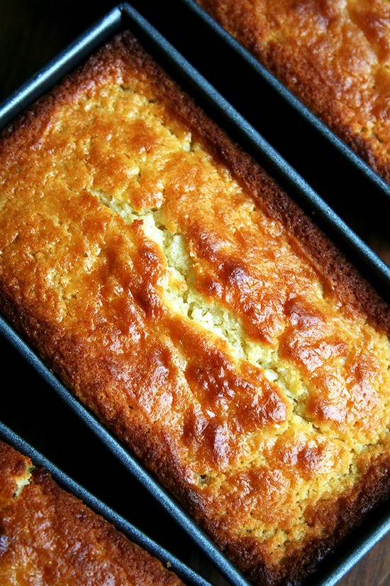 Lemon ricotta pound cake
