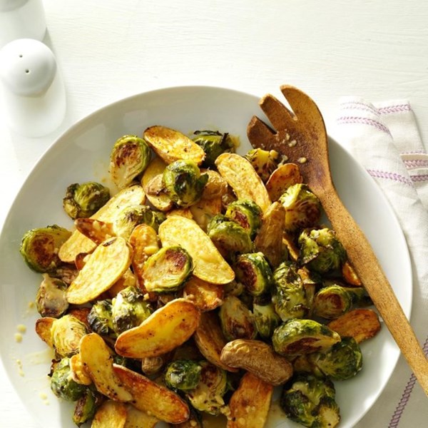 Lemon roasted fingerlings & Brussels sprouts