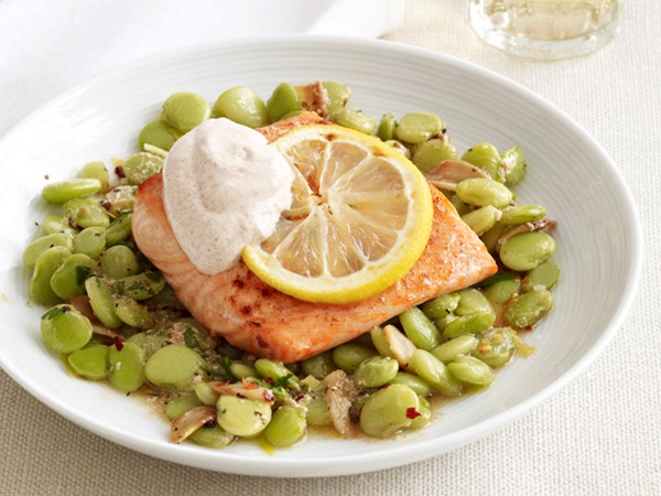 Lemon salmon with lima beans