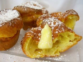 Lemon scented popovers