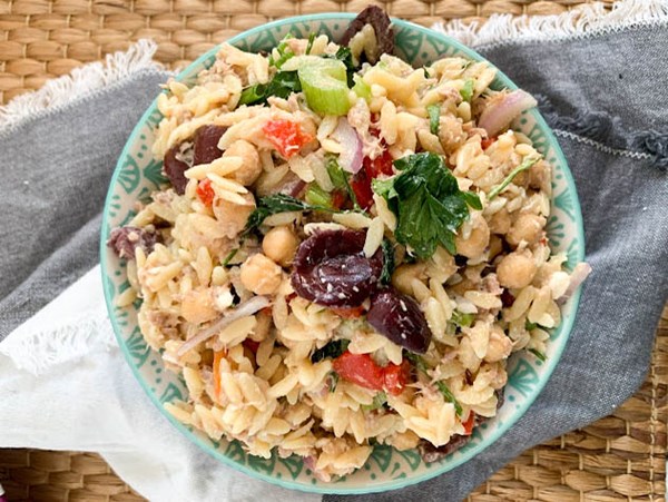 Lemon sesame tuna & chickpea orzo salad
